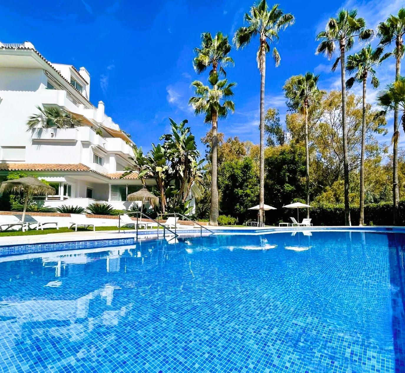 Luxury Penthouse With Sea Views In Marbella Golden Mile, Puente Romano Area Kültér fotó