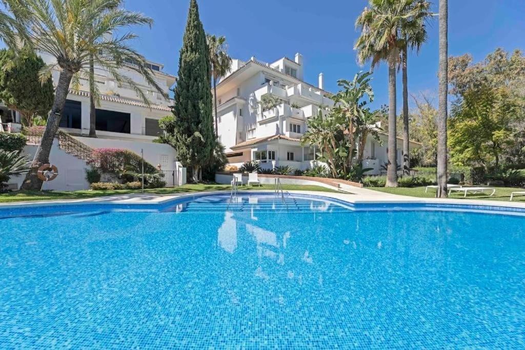 Luxury Penthouse With Sea Views In Marbella Golden Mile, Puente Romano Area Kültér fotó
